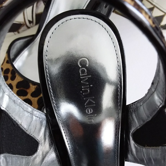 Calvin Klein 'Prive' Leopard Sandals - Picture 6 of 9